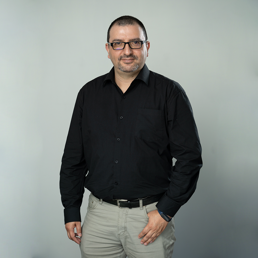 Maximiliano-Chamorro-Emtec-Group[1]