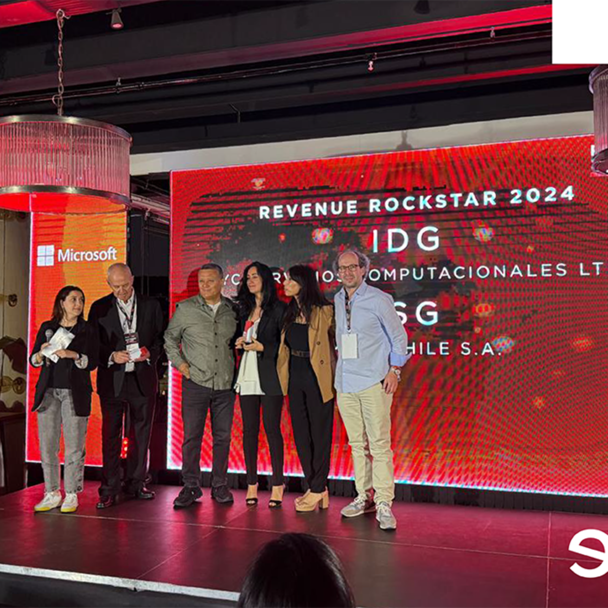 Premio Revenue RockStart 2024 Lenovo - Emtec Group